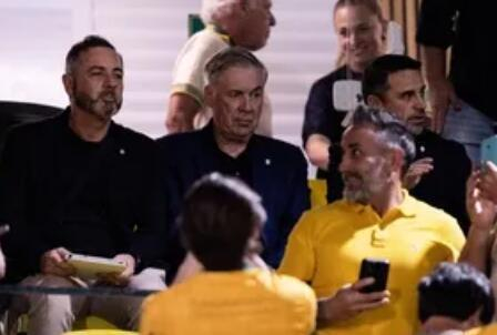 英雄联盟竞猜-巴西甲级联赛桑托斯2-2战平米拉索尔，安切洛蒂现场观赛|内马尔·达·席尔瓦|巴西足球甲级联赛|巴西足球|马里亚-德坎波斯-马亚球场|费尔南多-桑托斯_新浪体育_新浪新闻