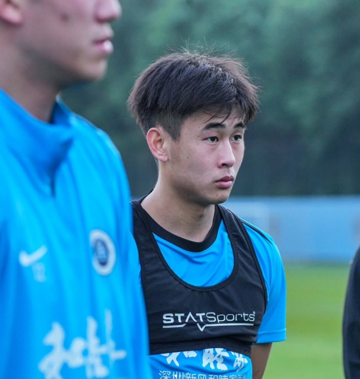 英雄联盟竞猜-不顺！戴伟浚上赛季冬训ACL+在申花0出场 刚加盟新鹏城半月板撕裂